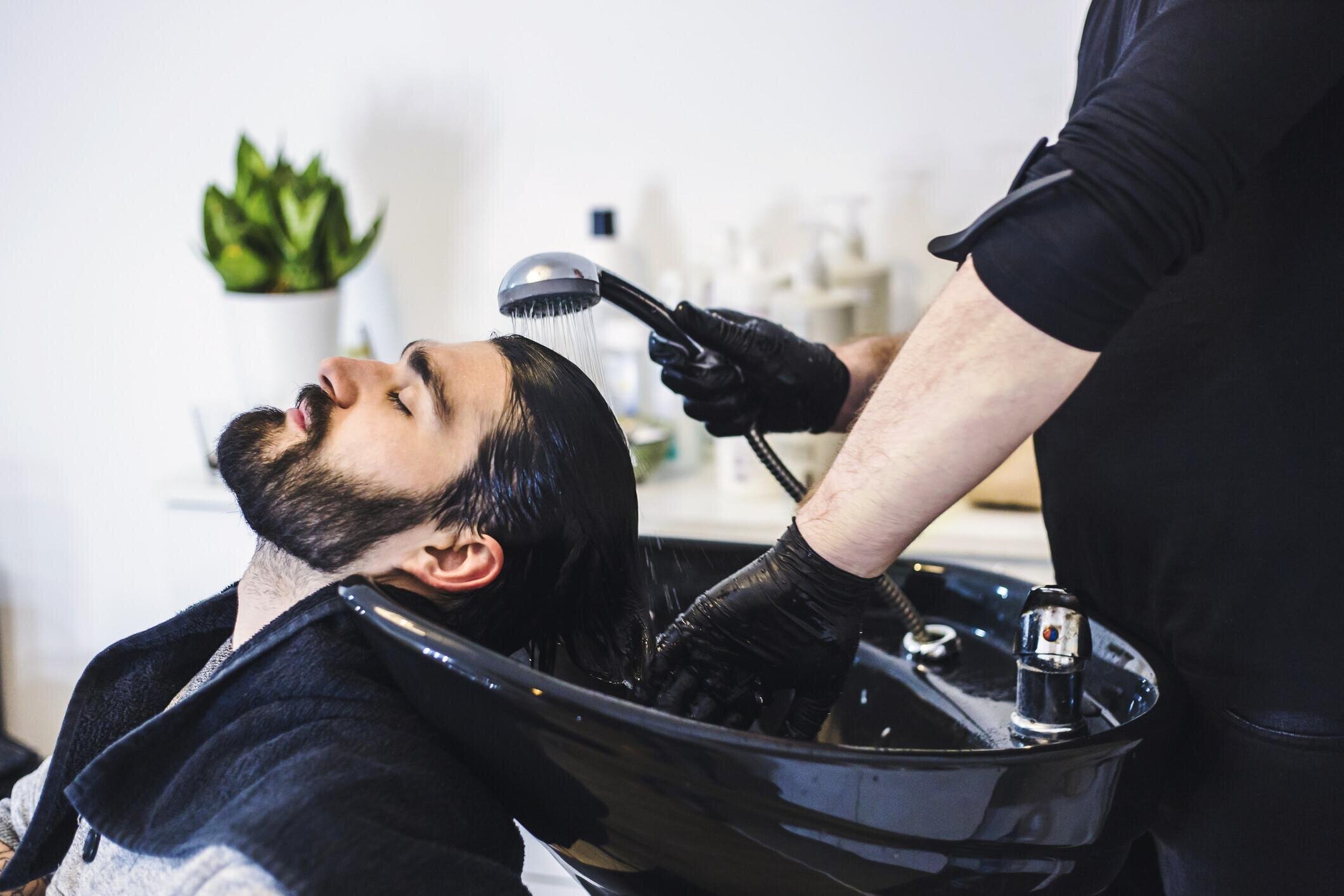 Зачем мужчинам кондиционер для волос: как пользоваться и как выбрать